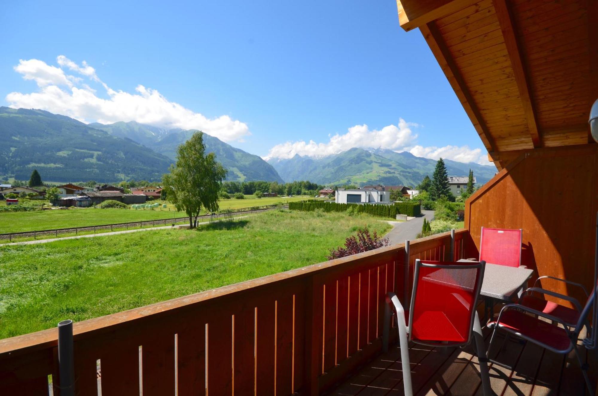 Apt Mountain View By - Alpen Apartments Zell am See Exterior photo